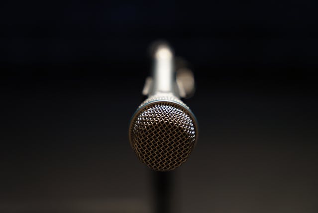 梨花声音教育可以改善说话语气生硬冰冷的问题吗？